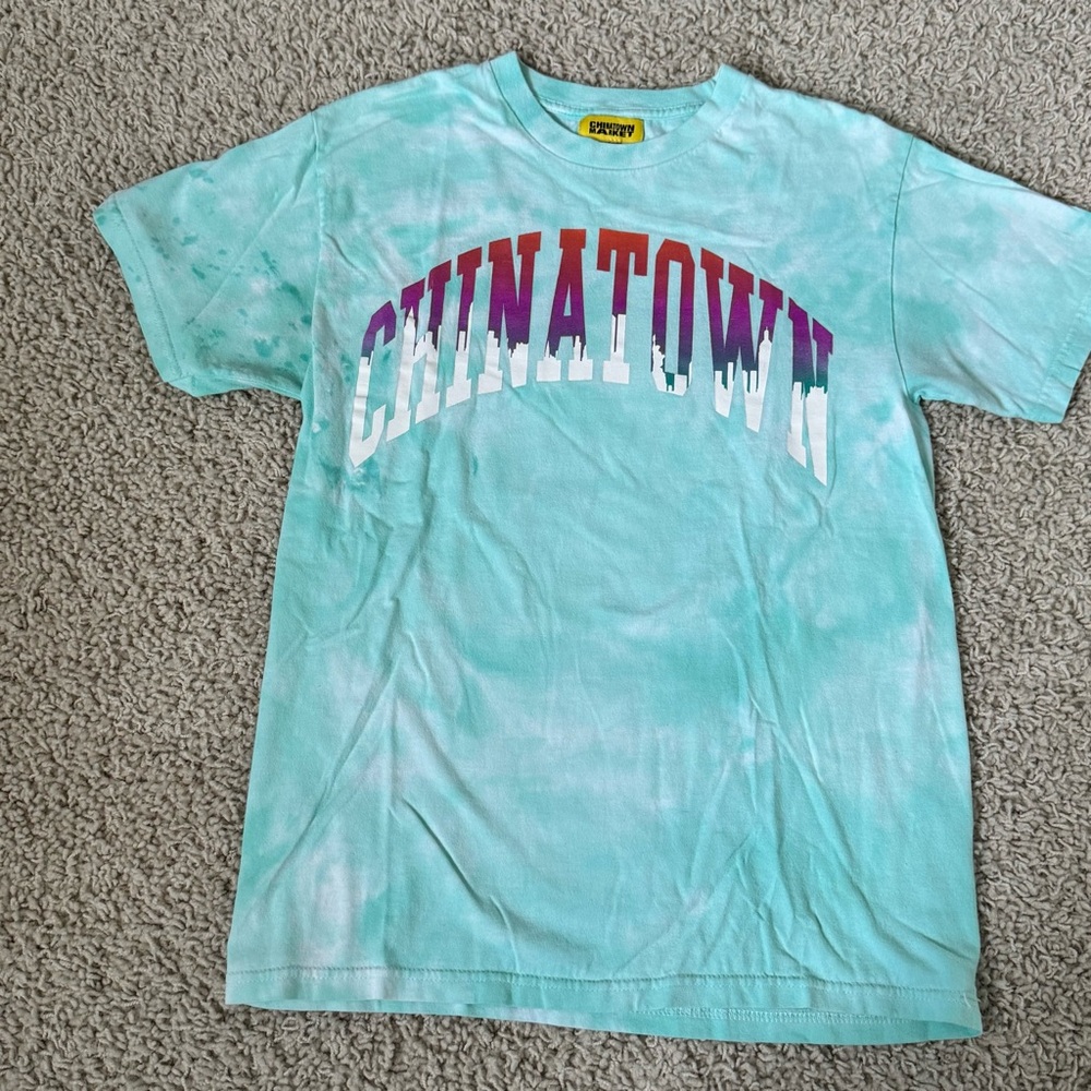 Chinatown Market Tie-Dye Arc Logo T-Shirt Unisex Medium